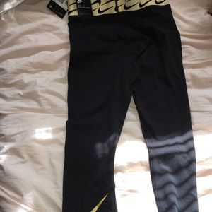 Nike leggings